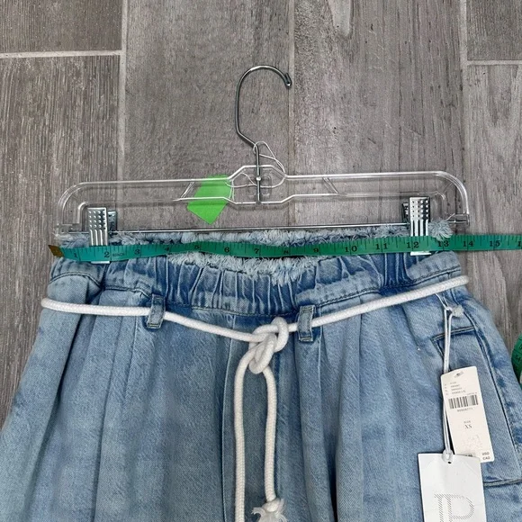 NWT Pilcro By Anthropologie Light Blue Denim Culottes Size XS - Picture 12 of 14